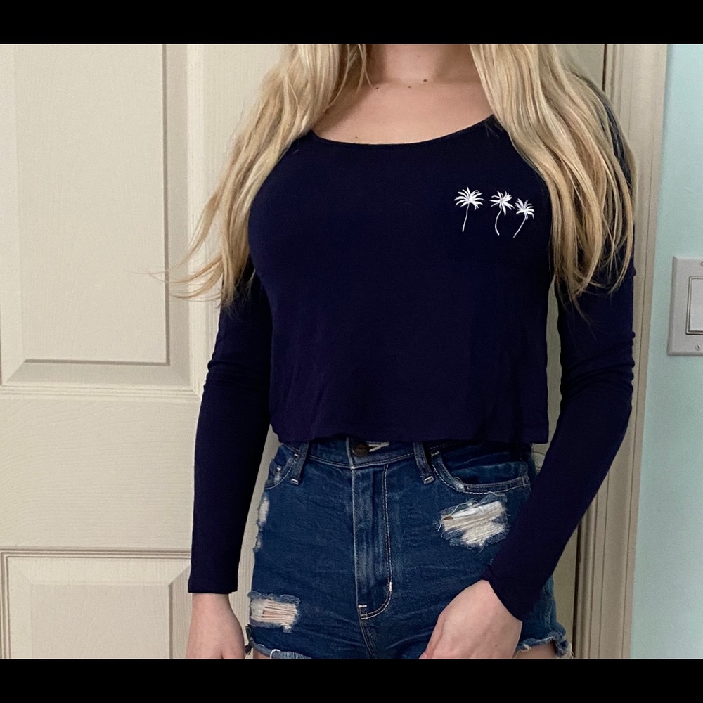 Super cute LA HEARTS top!